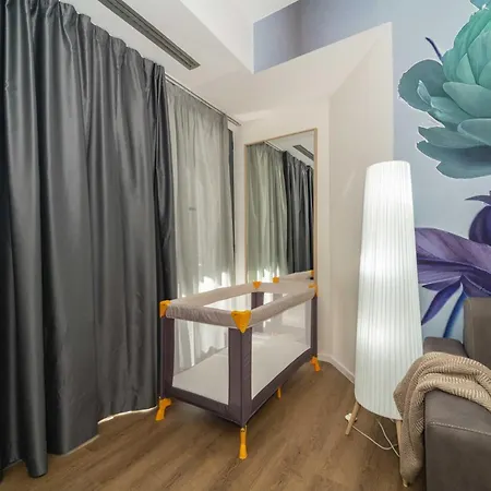 Appartamento Petali Blu -appartamento Privato Con Parcheggio